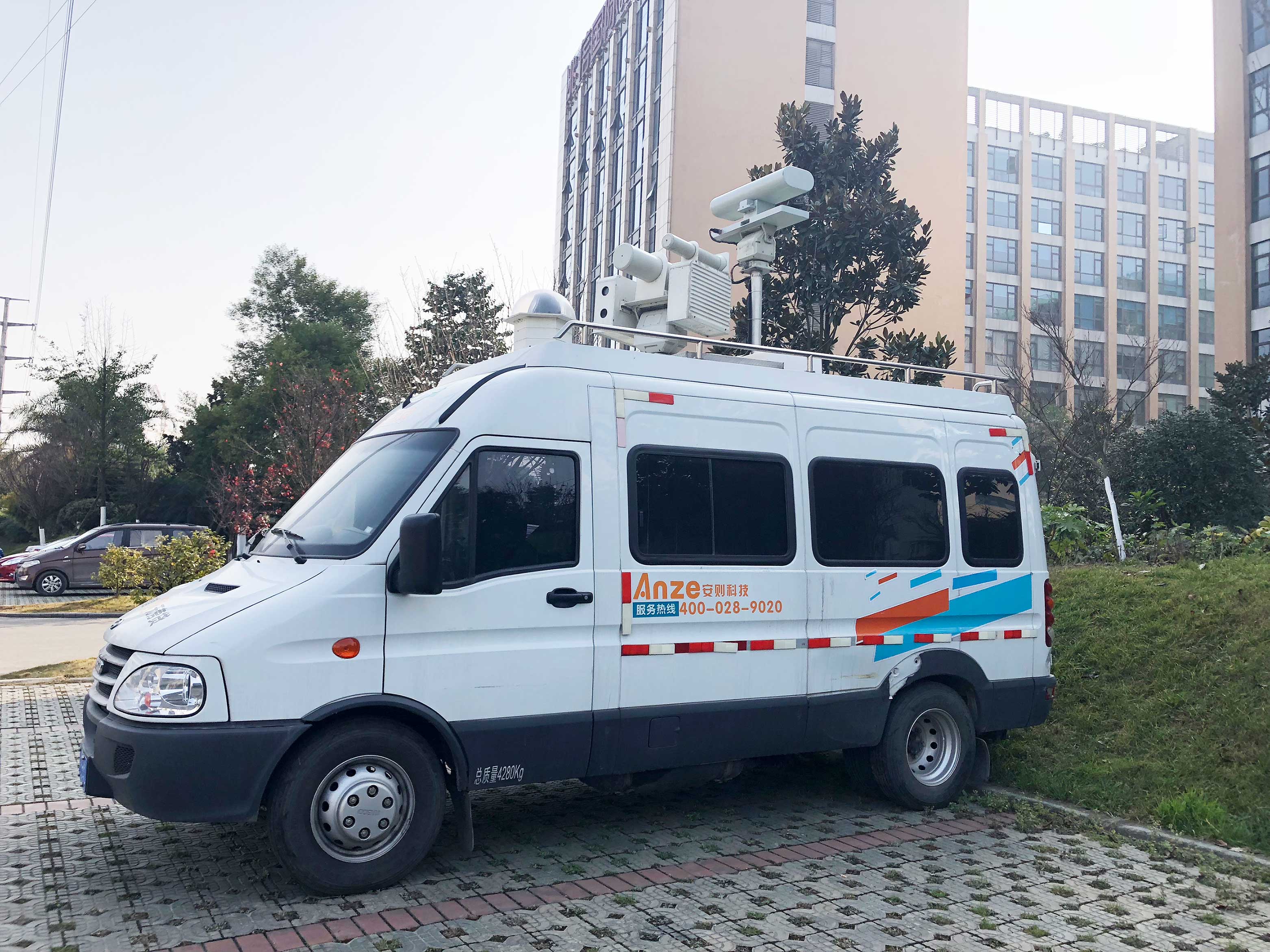 安則低慢小無人機防御系統 AUAV-車載式