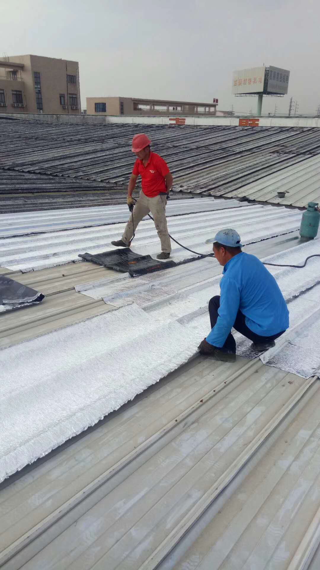 常熟防水補漏，屋頂漏水，地下室防水，價格優(yōu)惠