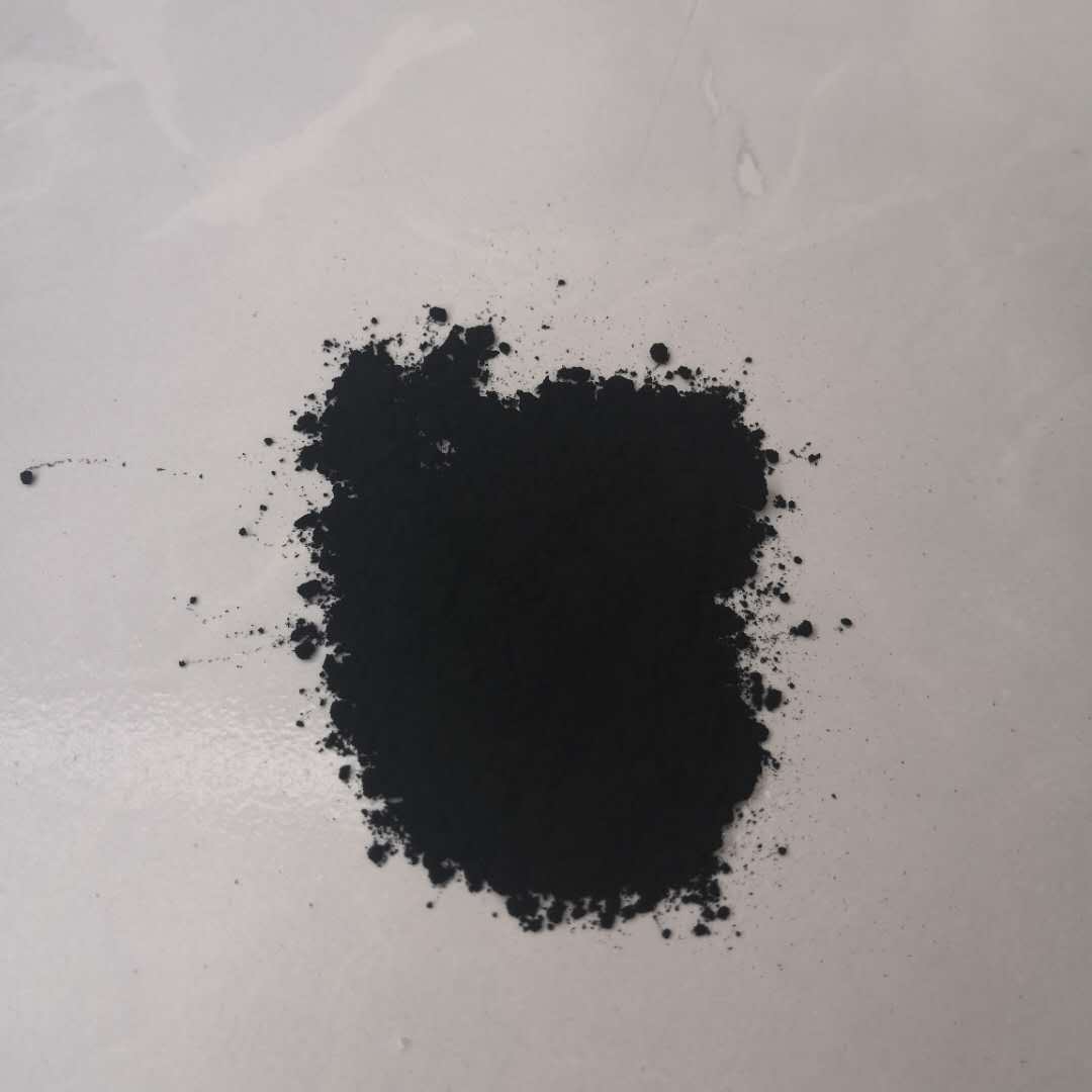 廠家直銷(xiāo)80-120目污水脫色木質(zhì)粉末活性炭